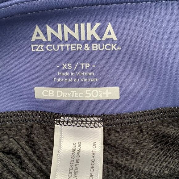 Annica Cutter and Buck Skirt With Removable Shorts. Size XS - Picture 3 of 10